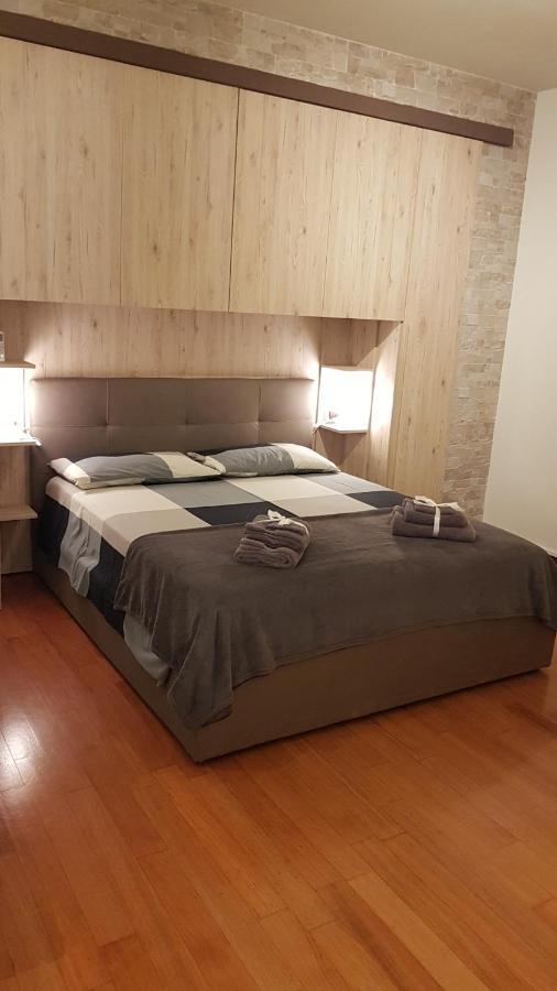 Asso Bed & Breakfast Manerba del Garda Eksteriør bilde